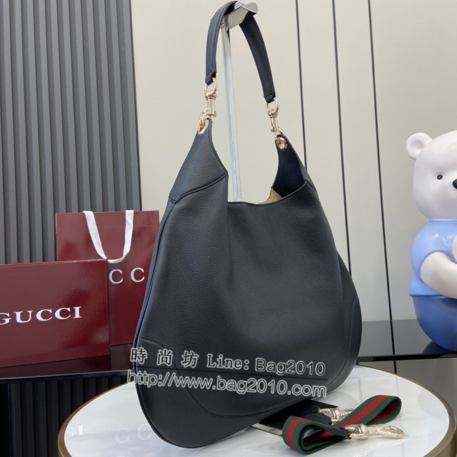 Gucci專櫃古馳最新款Body雙鎖扣中號肩背包 jh2040型號：820169